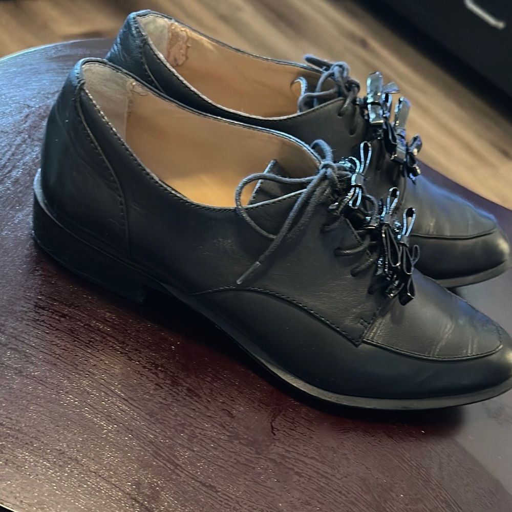 Banana Republic Black Oxford Shoes Sleek Leather Design - Picture 5 of 13
